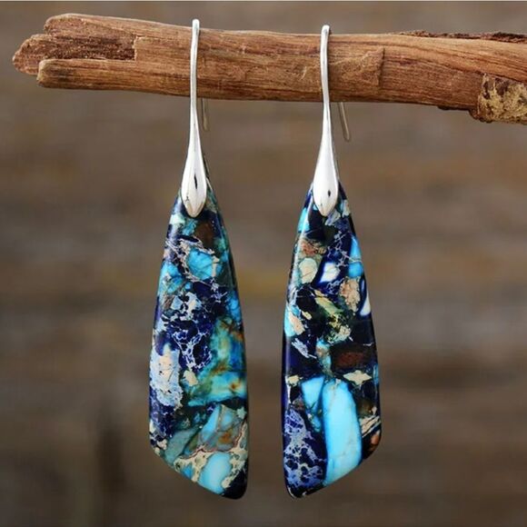 Women’s Retro Bohemian Geometric Resin Dangle Earrings - Picture 3 of 5